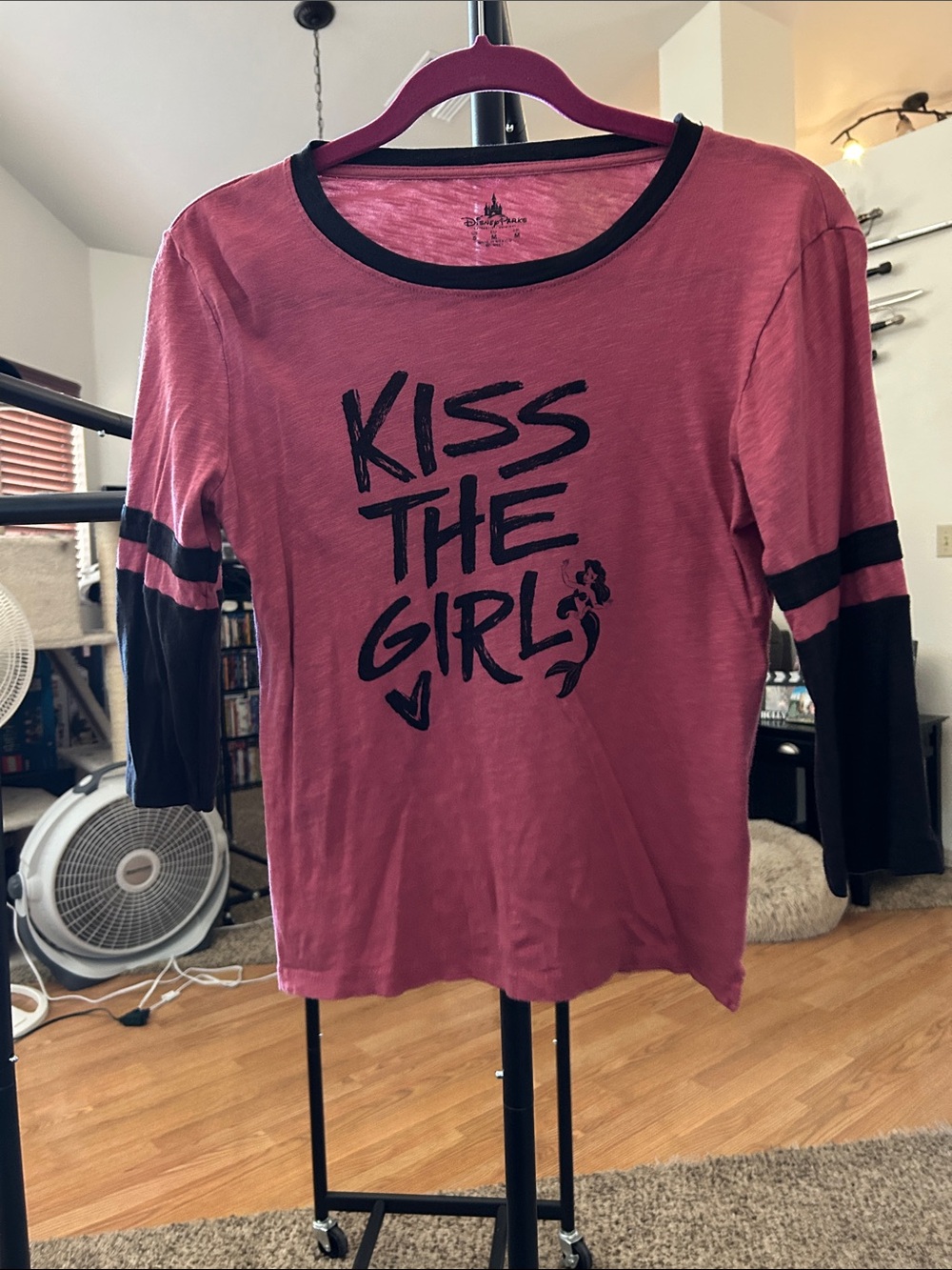 DisneyParks Disneyland Quarter Sleeve Little Mermaid “Kiss the Girl” tee